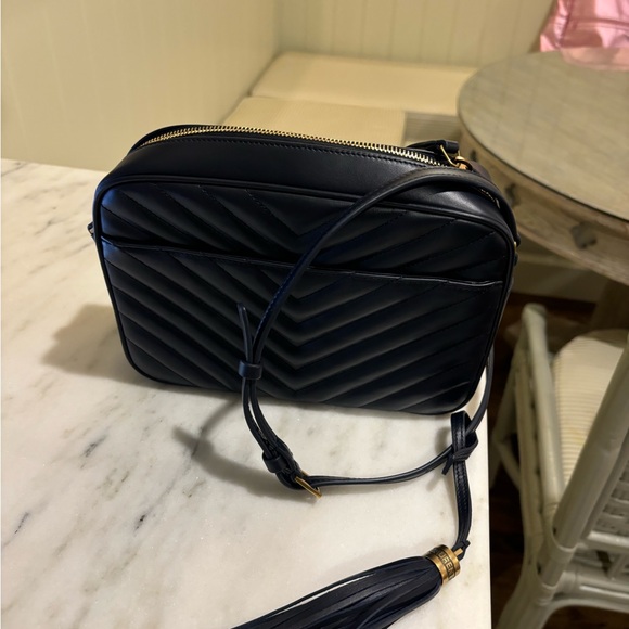 SAINT LAURENT
Lou Medium YSL Camera Bag Leather Navy New With Tags Never Used - Picture 5 of 5